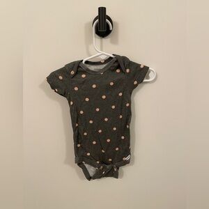 Gerber 3-6 month onesie grey with pink polka dots